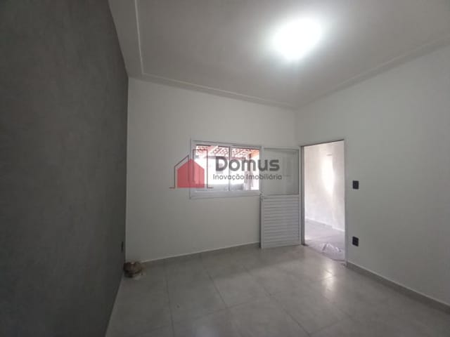 Casa à venda, no bairro Residencial Mombaça em Pindamonhangaba