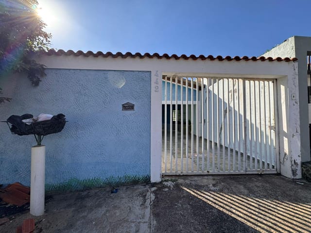 Casa com 250m² 1 quarto e 1 banheiro, para alugar, no bairro Parque Valença I em Campinas
