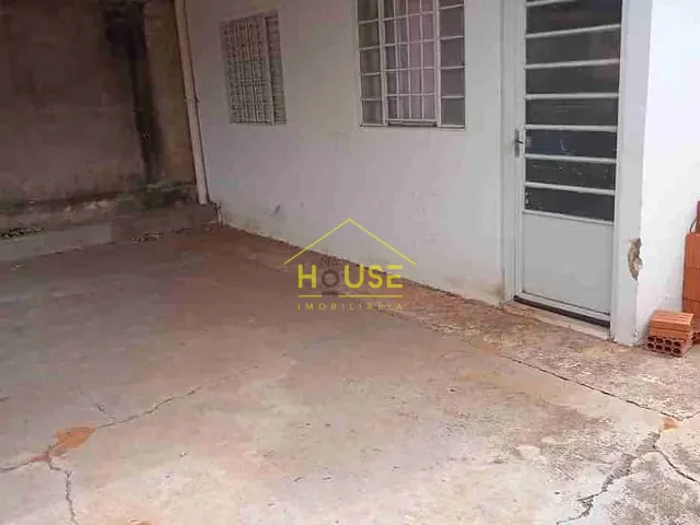 Casa com 160m² 2 quartos e 1 banheiro, à venda, no bairro Jardim São Francisco em Fernandópolis