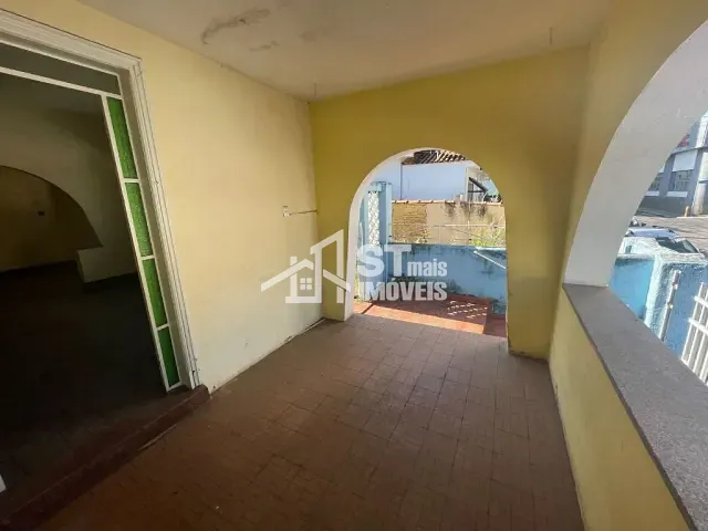 Casa com 475m² 4 quartos e 2 banheiros, para alugar, no bairro Centro em Andradas