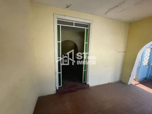 Casa com 475m² 4 quartos e 2 banheiros, para alugar, no bairro Centro em Andradas