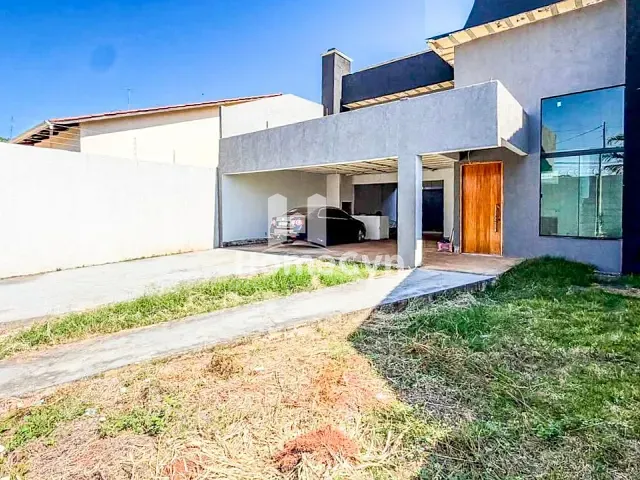 Sobrado 4 quartos e 3 banheiros, à venda, no bairro Parque Anhanguera em Goiânia