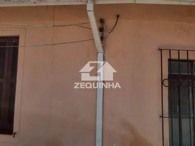 Casa com 269m² 4 quartos e 1 banheiro, à venda, no bairro Umuarama em Osasco