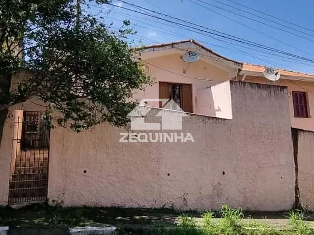 Casa com 269m² 4 quartos e 1 banheiro, à venda, no bairro Umuarama em Osasco
