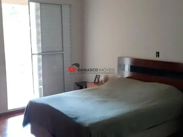 Casa 3 quartos e 2 banheiros, à venda, no bairro Vila Lucinda em Santo André