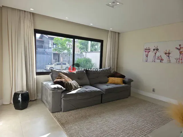 Casa com 373m² 4 quartos e 4 banheiros, à venda, no bairro Jardim São Caetano em São Caetano do Sul