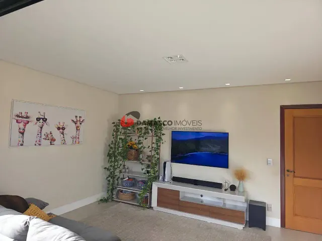 Casa com 373m² 4 quartos e 4 banheiros, à venda, no bairro Jardim São Caetano em São Caetano do Sul