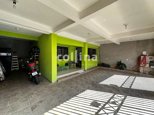 Casa 3 quartos e 2 banheiros, à venda, no bairro Parque José Alex André em Carapicuíba