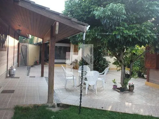 Casa com 1000m² 4 quartos e 2 banheiros, à venda, no bairro Portal do Paraíso I em Jundiaí