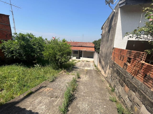 Casa 1 quarto e 1 banheiro, à venda, no bairro Parque Valença I em Campinas