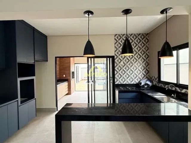 Casa 3 quartos e 4 banheiros, à venda, no bairro Residencial Lagos D'Icaraí em Salto