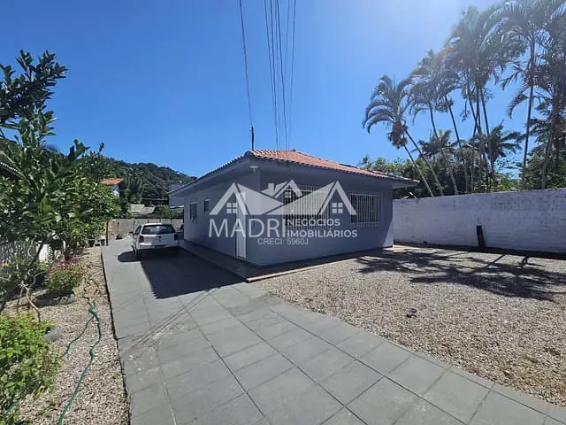 Casa 4 quartos e 1 banheiro, à venda, no bairro Santo Antônio de Lisboa em Florianópolis