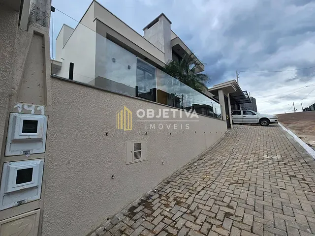Casa com 231m² 3 quartos e 2 banheiros, à venda, no bairro Bela Vista em Estância Velha