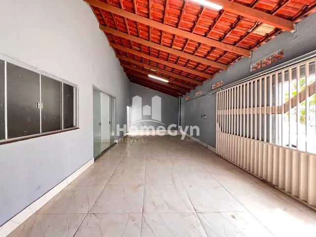 Casa com 360m² 3 quartos e 3 banheiros, para alugar, no bairro Residencial Itaipu em Goiânia