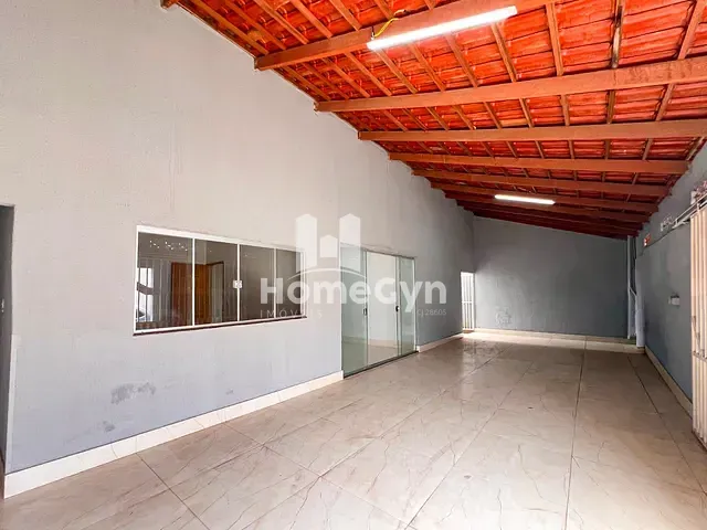 Casa com 360m² 3 quartos e 3 banheiros, para alugar, no bairro Residencial Itaipu em Goiânia
