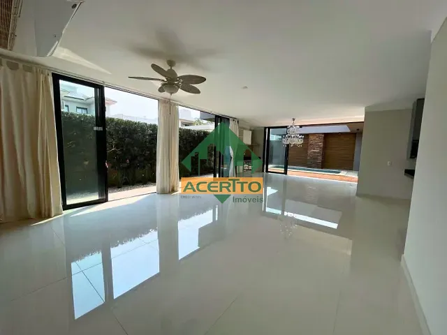 Casa com 460m² 3 quartos e 3 banheiros, para alugar, no bairro Iporã em Araçatuba
