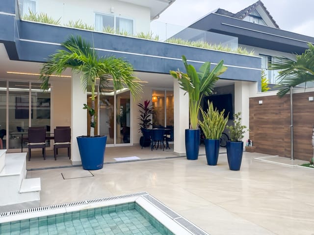 Casa com 240m² 5 quartos e 7 banheiros, à venda, no bairro Recreio dos Bandeirantes em Rio de Janeiro