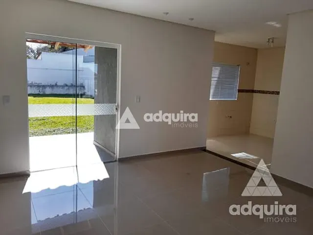 Sobrado com 248m² 3 quartos e 2 banheiros, à venda, no bairro Jardim Carvalho em Ponta Grossa