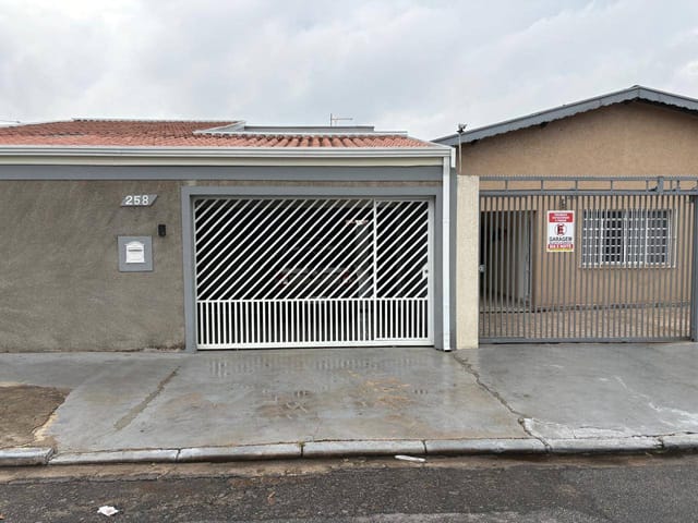 Casa com 250m², para alugar, no bairro Jardim Londres em Campinas