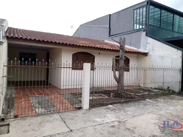 Casa com 141m² 3 quartos e 2 banheiros, à venda, no bairro Jardim das Américas em Curitiba