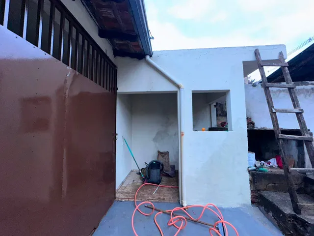 Casa 2 quartos e 1 banheiro, para alugar, no bairro Ouro Branco em Londrina
