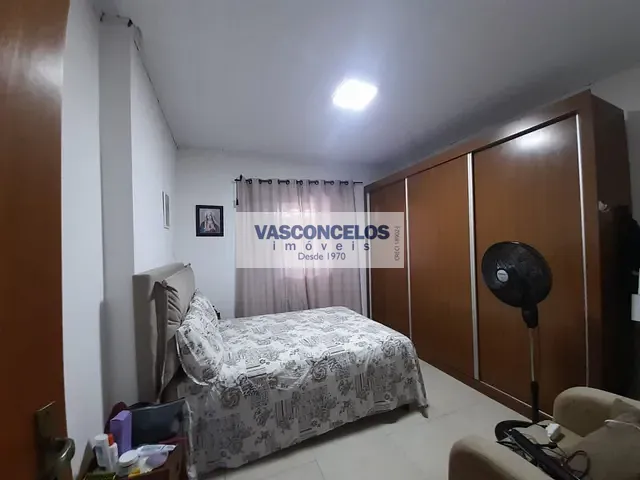 Casa com 340m² 3 quartos e 1 banheiro, à venda, no bairro Monte Castelo em São José dos Campos