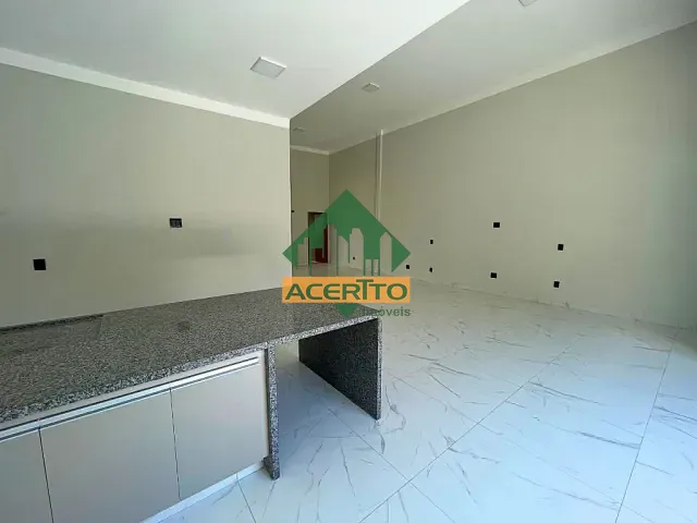 Casa com 374m² 4 quartos e 3 banheiros, à venda, no bairro Santa Luzia em Araçatuba