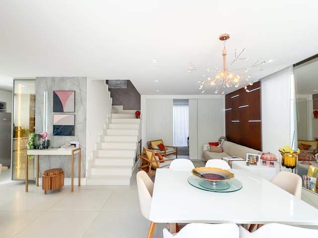 Casa com 300m² 4 quartos e 6 banheiros, à venda, no bairro Recreio dos Bandeirantes em Rio de Janeiro