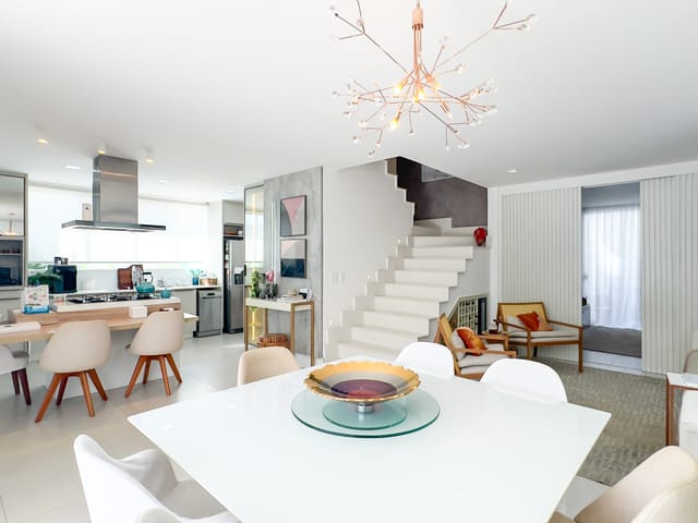 Casa com 300m² 4 quartos e 6 banheiros, à venda, no bairro Recreio dos Bandeirantes em Rio de Janeiro