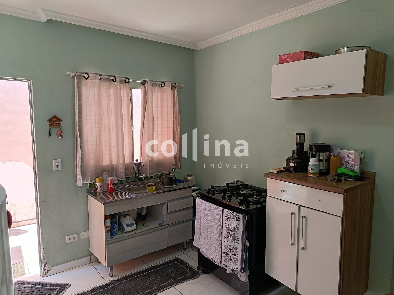 Casa à venda com 2 quartos, 10m² - Foto 7