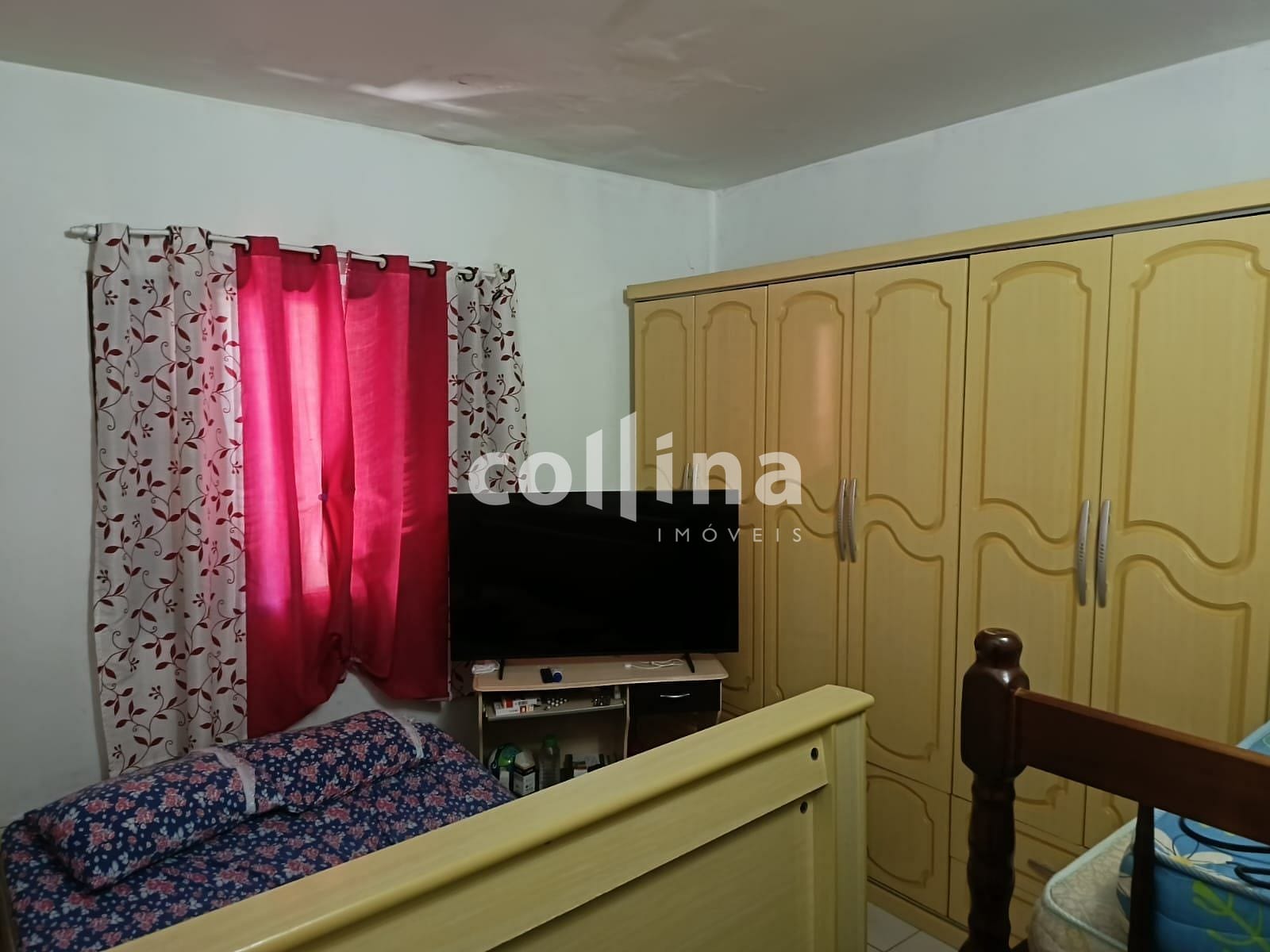 Casa à venda com 2 quartos, 10m² - Foto 18