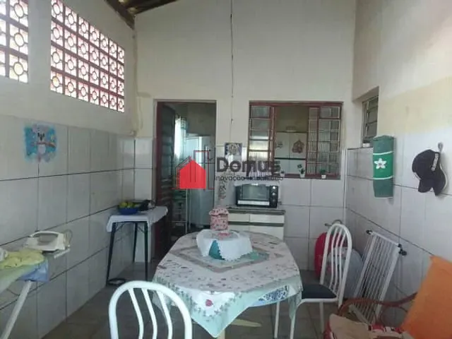 Casa com 283m², à venda, no bairro Residencial Comercial Vila Verde em Pindamonhangaba