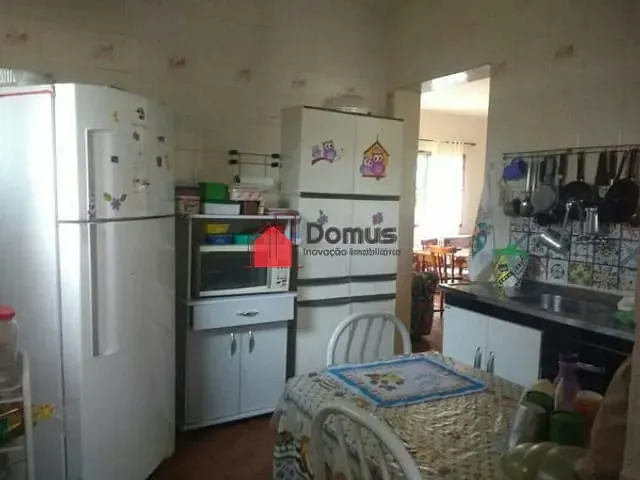Casa com 283m², à venda, no bairro Residencial Comercial Vila Verde em Pindamonhangaba