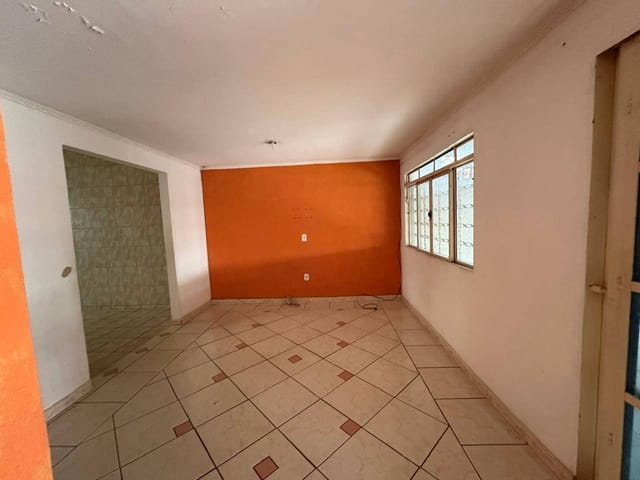 Casa com 180m² 2 quartos e 1 banheiro, para alugar, no bairro Conjunto Habitacional Parque Itajaí em Campinas