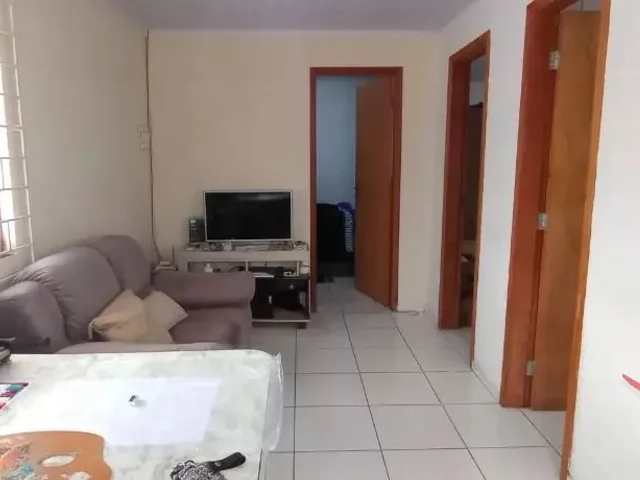 Casa com 377m² 7 quartos e 2 banheiros, à venda, no bairro Cachoeira em Almirante Tamandaré