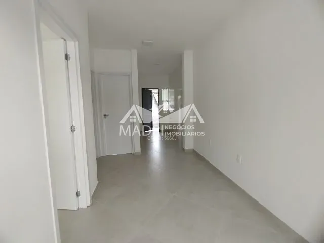 Casa 2 quartos e 2 banheiros, à venda, no bairro Bela Vista em Palhoça