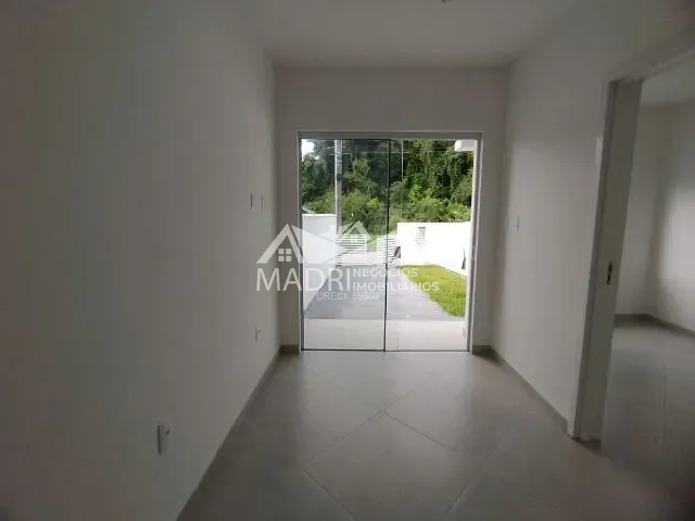 Casa 2 quartos e 2 banheiros, à venda, no bairro Bela Vista em Palhoça