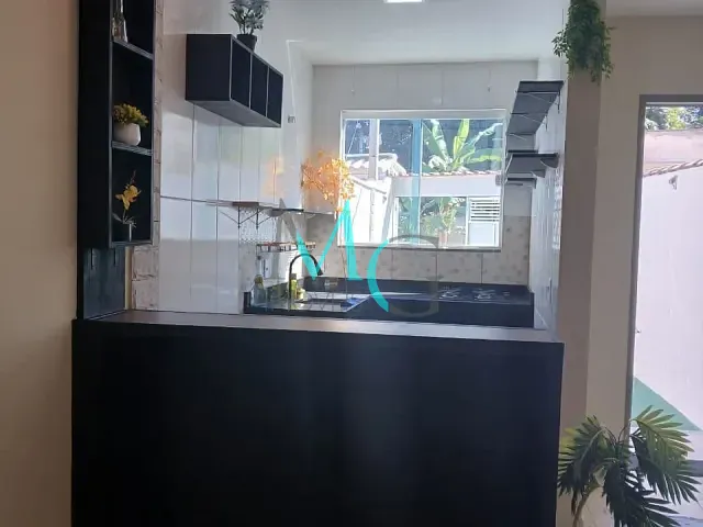 Casa 2 quartos e 1 banheiro, à venda ou para alugar, no bairro Campo Grande em Rio de Janeiro