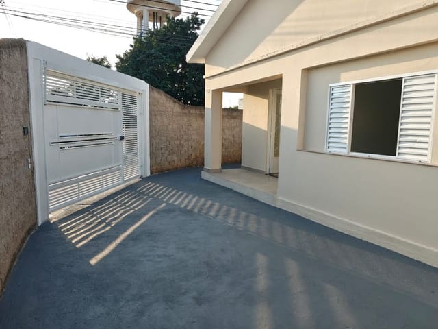 Foto do Casa - Casa com 2 dormitórios para alugar, 100 m² por R$ 1.800,00/mês - Jardim Del Alamo - Artur Nogueira/SP **EM MANUTENÇÃO** | Imobiliária Olandini
