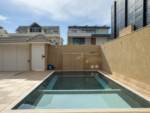 Casa com 265m² 5 quartos e 8 banheiros, à venda, no bairro Recreio dos Bandeirantes em Rio de Janeiro