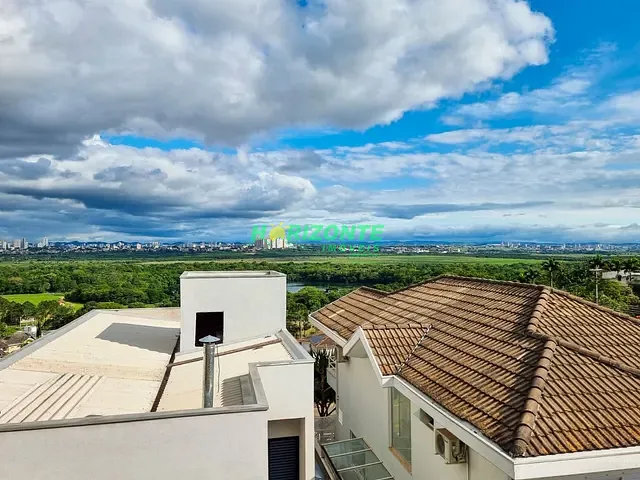 Casa com 379m² 4 quartos e 6 banheiros, à venda, no bairro Urbanova em São José dos Campos