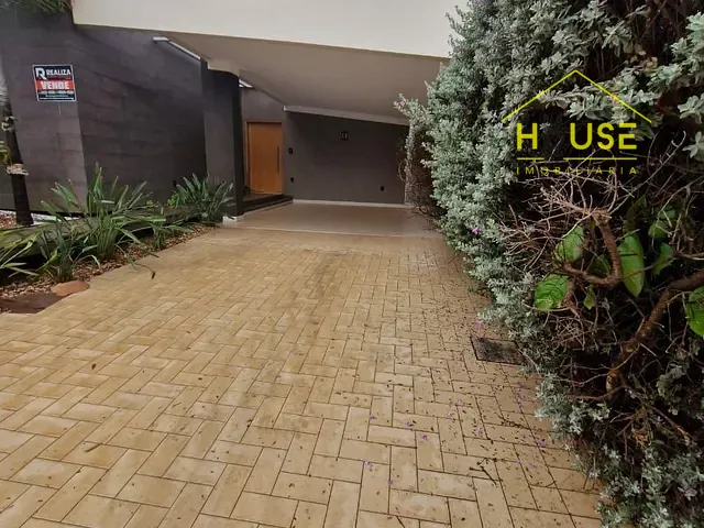 Casa com 300m² 3 quartos e 1 banheiro, à venda, no bairro Residencial Jardins Athenas em Votuporanga