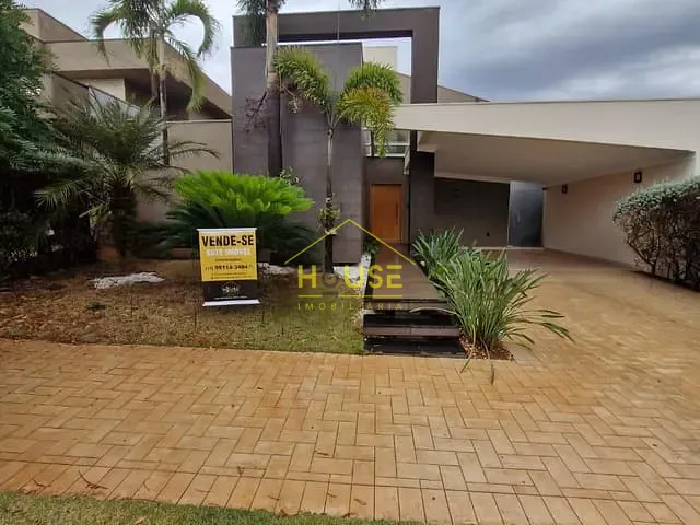Casa com 300m² 3 quartos e 1 banheiro, à venda, no bairro Residencial Jardins Athenas em Votuporanga