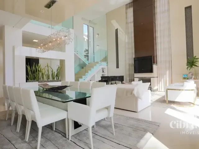 Casa 5 quartos e 7 banheiros, à venda, no bairro Alphaville Graciosa em Pinhais