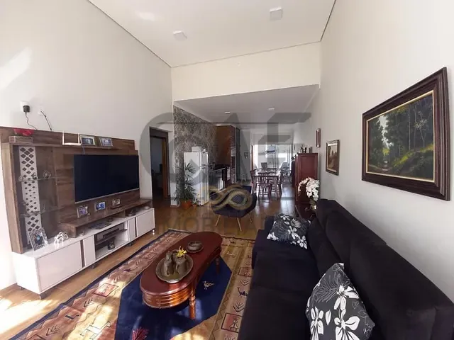 Casa com 242m² 3 quartos e 3 banheiros, à venda, no bairro Jardim Dona Luiza em Jaguariúna