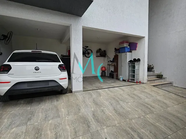 Casa 2 quartos e 2 banheiros, para alugar, no bairro Campo Grande em Rio de Janeiro