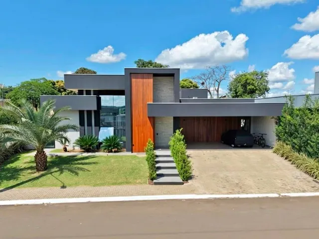 Casa com 680m² 4 quartos e 6 banheiros, à venda, no bairro Jardim Tarobá em Cambé