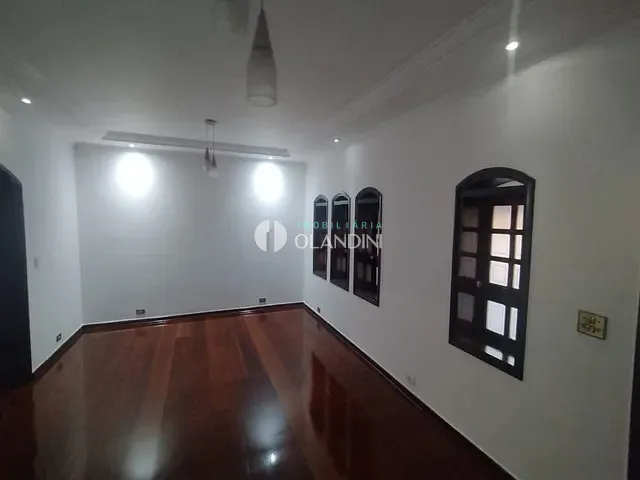 Casa com 264m² 3 quartos e 5 banheiros, para alugar, no bairro Jardim Bela Vista em Cosmópolis