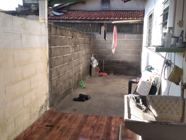 Casa 3 quartos e 2 banheiros, à venda, no bairro Maria Áurea em Pindamonhangaba