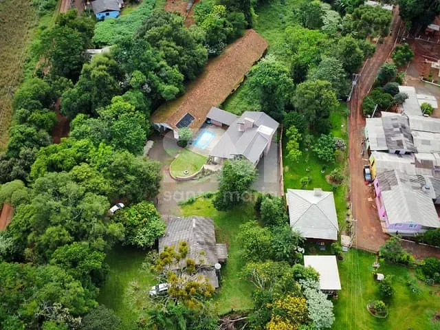 Casa com 2000m² 5 quartos e 3 banheiros, para alugar, no bairro Zona Rural em Guatambú